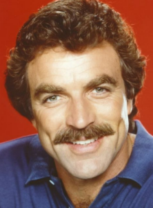 Unrecognizable Tom Selleck ditches trademark mustache for scruffier ...